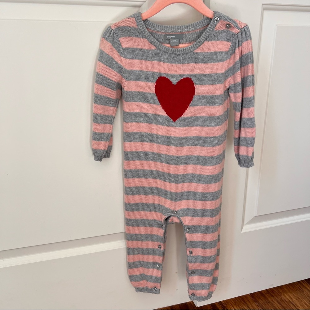 Baby Gap 18 mon sweater outfit